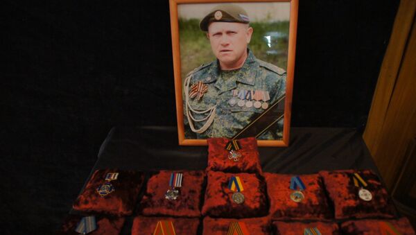 Прощальная церемония с начальником управления Народной милиции ЛНР Олегом Анащенко, Луганск. Архивное фото Прощальная церемония с начальником управления Народной милиции ЛНР Олегом Анащенко, Луганск. Архивное фото