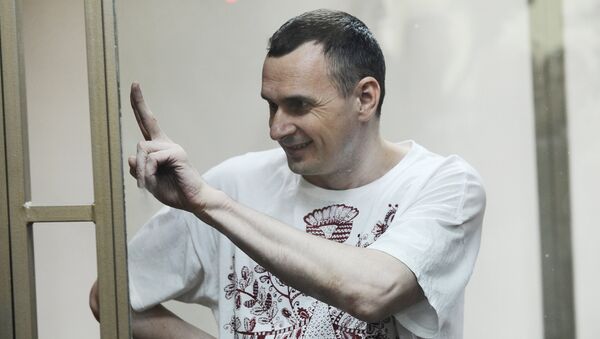 Олег Сенцов, обвиняемый в создании террористического сообщества в Крыму. Архивное фото Олег Сенцов, обвиняемый в создании террористического сообщества в Крыму. Архивное фото