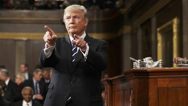Президент США Дональд Трамп во время выступления перед конгрессом. 28 февраля 2017 Президент США Дональд Трамп во время выступления перед конгрессом. 28 февраля 2017