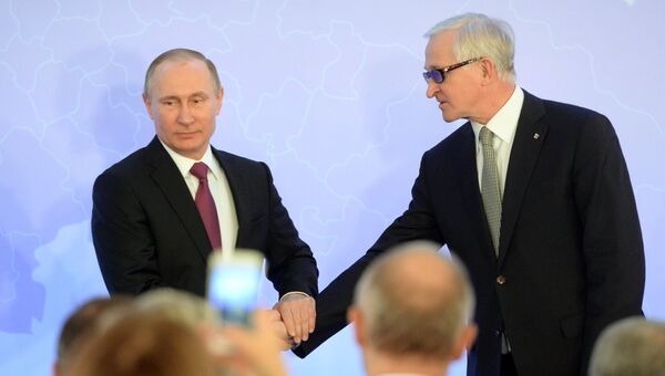 Владимир Путин и Александр Шохин во время съезда РСПП. 16 марта 2017 Владимир Путин и Александр Шохин во время съезда РСПП. 16 марта 2017