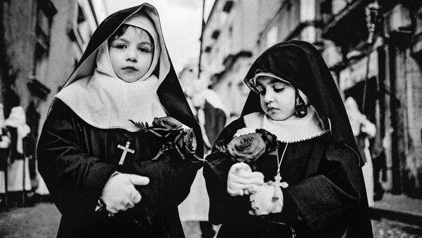 Работа фотографа из Италии Salvatore Mazzeo Holy Friday of ENNA для 2017 Sony World Photography Awards Работа фотографа из Италии Salvatore Mazzeo Holy Friday of ENNA для 2017 Sony World Photography Awards