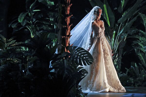 Показ Jusere Bridal в рамках China Fashion Week Показ Jusere Bridal в рамках China Fashion Week