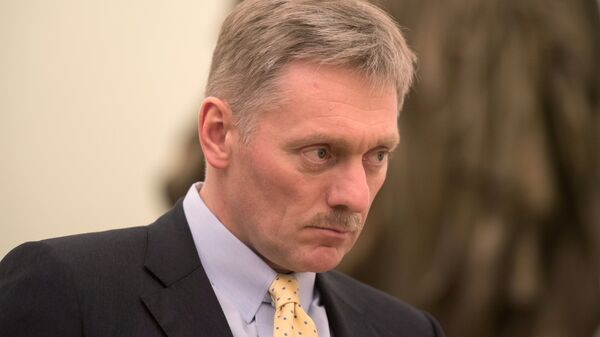 В Кремле назвали условие одобрения иностранных вакцин в России