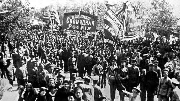 Первомайская демонстрация в Севастополе в 1917 году Первомайская демонстрация в Севастополе в 1917 году
