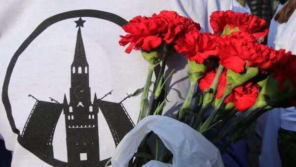Акция памяти и солидарности Питер - Мы с тобой! в Москве Акция памяти и солидарности Питер - Мы с тобой! в Москве
