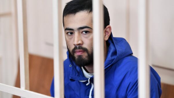 Подозреваемый в соучастии организации теракта в Петербурге Акрам Азимов. Архивное фото Подозреваемый в соучастии организации теракта в Петербурге Акрам Азимов. Архивное фото