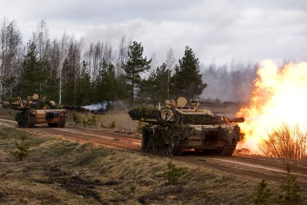 Танки M1 Abrams на международных военных учениях Summer Shield XIV Танки M1 Abrams на международных военных учениях Summer Shield XIV