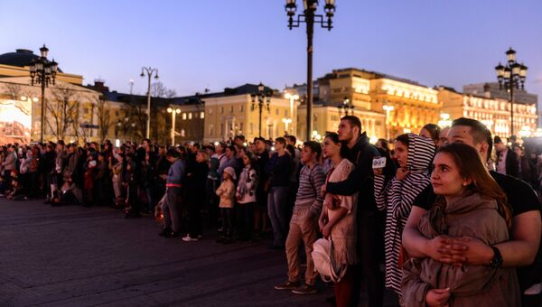 Мультимедийное шоу на Манежной площади Письма Победы Мультимедийное шоу на Манежной площади Письма Победы