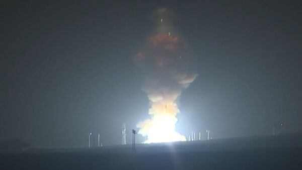 Испытания межконтинентальной баллистической ракеты Minuteman III в США Испытания межконтинентальной баллистической ракеты Minuteman III в США