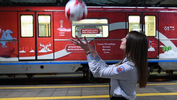 Презентация состава поезда московского метрополитена, посвященного Кубку конфедераций FIFA 2017 Презентация состава поезда московского метрополитена, посвященного Кубку конфедераций FIFA 2017