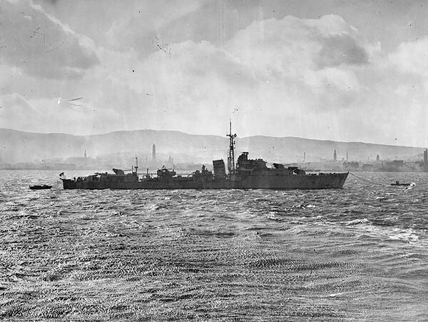 Израильский эсминец Zealous (Eilat) в марте 1945 года Израильский эсминец Zealous (Eilat) в марте 1945 года