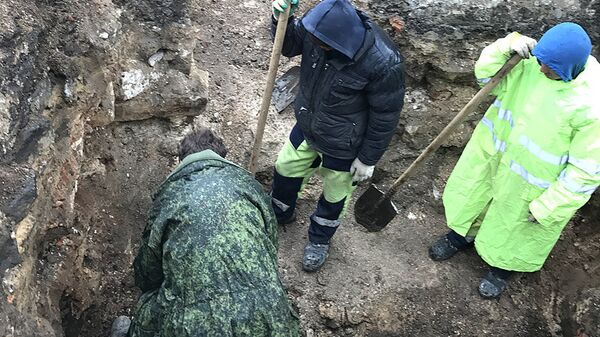 Столичные археологи обнаружили древний некрополь XVII века Столичные археологи обнаружили древний некрополь XVII века