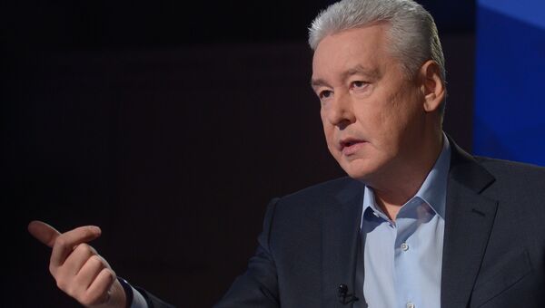 Мэр Москвы Сергей Собянин во время интервью генеральному директору МИА Россия сегодня Дмитрию Киселеву. 19 мая 2017 Мэр Москвы Сергей Собянин во время интервью генеральному директору МИА Россия сегодня Дмитрию Киселеву. 19 мая 2017