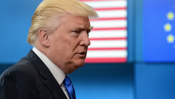 Президент США Дональд Трамп на встрече с лидерами ЕС в Брюсселе, 25 мая 2017. Архивное фото Президент США Дональд Трамп на встрече с лидерами ЕС в Брюсселе, 25 мая 2017. Архивное фото