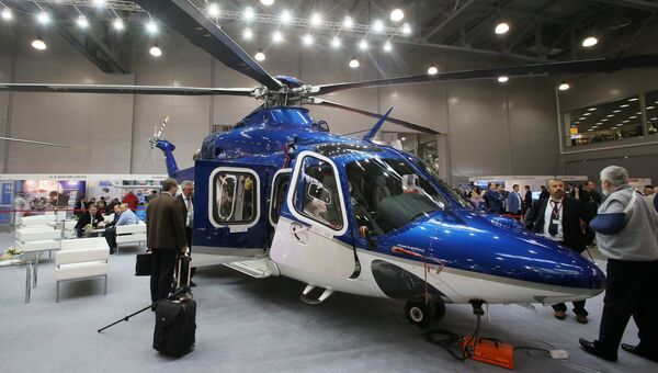 Двухмоторный многоцелевой вертолёт AgustaWestland AW139 на X международной выставке вертолетной индустрии HeliRussia в Международном выставочном центре Крокус Экспо в Москве Двухмоторный многоцелевой вертолёт AgustaWestland AW139 на X международной выставке вертолетной индустрии HeliRussia в Международном выставочном центре Крокус Экспо в Москве