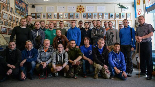 Участники экспедиции Гогланд высадились на Большом Тютерсе Участники экспедиции Гогланд высадились на Большом Тютерсе