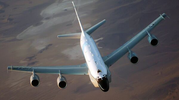 Американский самолет-разведчик RC-135 Американский самолет-разведчик RC-135