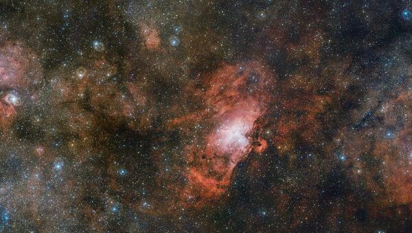 Облако газа Sharpless 2-54, туманности Орла и Омега снятые телескопом VST Облако газа Sharpless 2-54, туманности Орла и Омега снятые телескопом VST