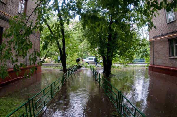 Последствия урагана в Москве Последствия урагана в Москве