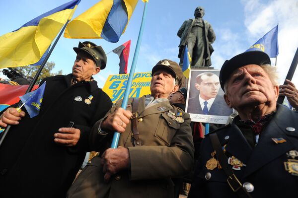 Марш националистов в Киеве Марш националистов в Киеве
