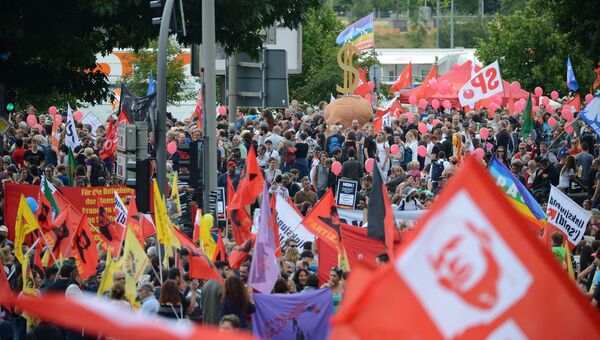 Акция протеста в связи с проведением саммита Группы двадцати в Гамбурге. 8 июля 2017 Акция протеста в связи с проведением саммита Группы двадцати в Гамбурге. 8 июля 2017