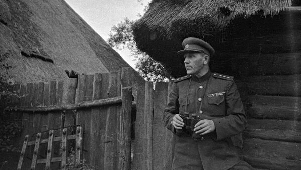 Александр Горбатов - генерал-лейтенант, командующий 3-й ударной армией. Великая Отечественная война 1941-1945 годов Александр Горбатов - генерал-лейтенант, командующий 3-й ударной армией. Великая Отечественная война 1941-1945 годов