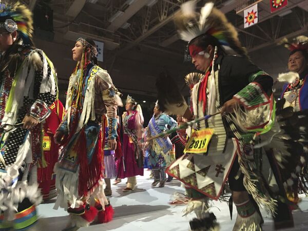 Фольклорный фестиваль индейцев Gathering of Nations в Альбукерке. 28 апреля 2017 Фольклорный фестиваль индейцев Gathering of Nations в Альбукерке. 28 апреля 2017