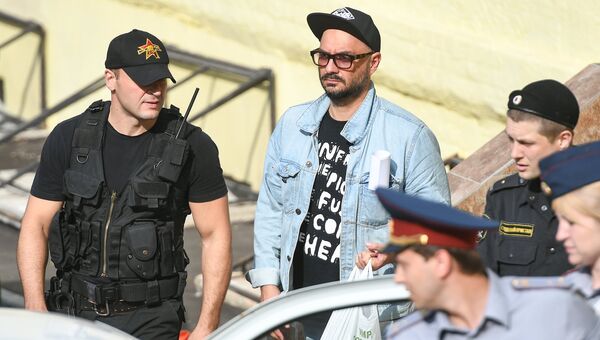 Режиссер Кирилл Серебренников после заседания Басманного суда в Москве. 23 августа 2017 Режиссер Кирилл Серебренников после заседания Басманного суда в Москве. 23 августа 2017