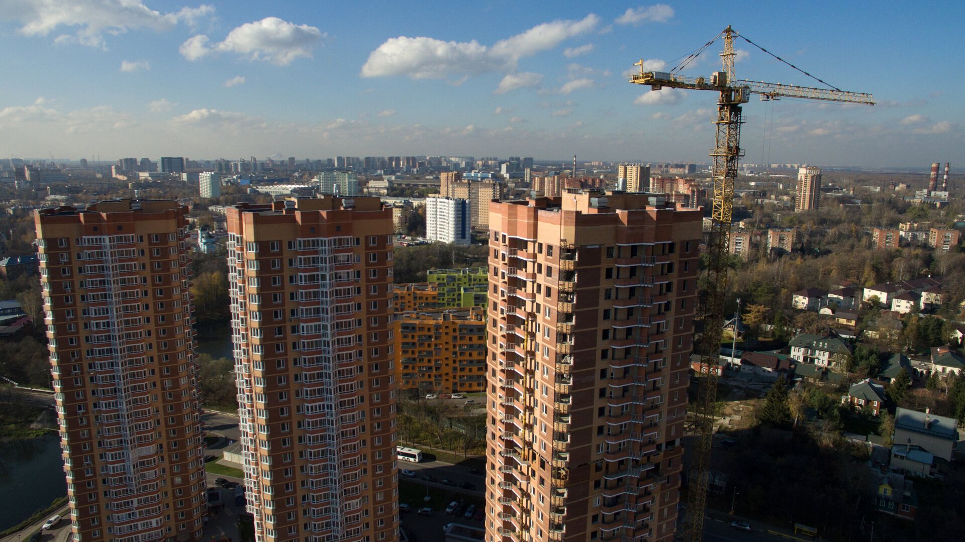 Строительство жилых домов в городе Химки Строительство жилых домов в городе Химки - РИА Новости, 1920, 02.09.2020