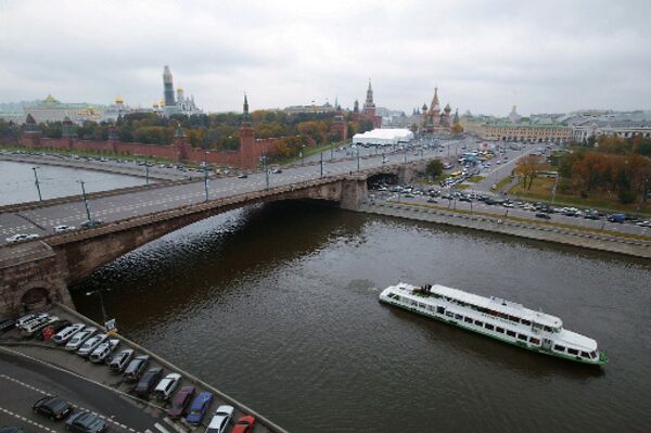 Москва-река. большо каменный мост. Кремль. Москва-река. большо каменный мост. Кремль.