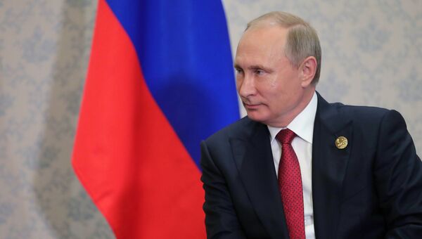 Президент РФ Владимир Путин во время встречи с президентом Мексики Энрике Пеньей Ньето на полях саммита лидеров БРИКС. 5 сентября 2017 Президент РФ Владимир Путин во время встречи с президентом Мексики Энрике Пеньей Ньето на полях саммита лидеров БРИКС. 5 сентября 2017
