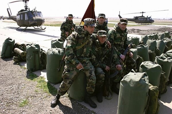 Грузинские военнослужащие Грузинские военнослужащие