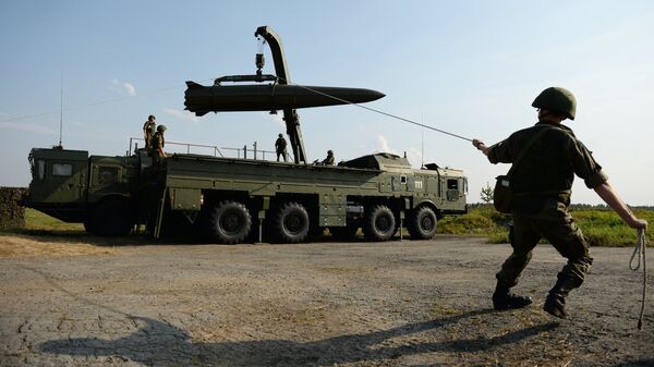Развертывание оперативно-тактического ракетного комплекса Искандер-М Развертывание оперативно-тактического ракетного комплекса Искандер-М