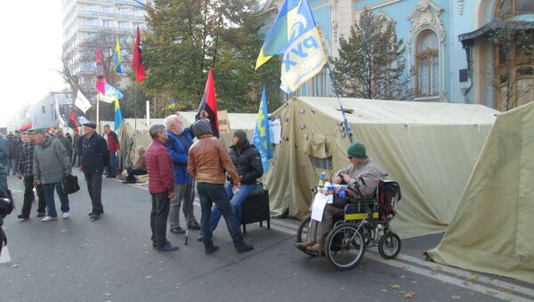 Протесты у здания Верховной Рады Украины в Киеве. 19 октября 2017 Протесты у здания Верховной Рады Украины в Киеве. 19 октября 2017