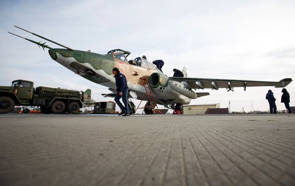 Летно-специальная подготовка экипажей штурмовиков Су-25 в Краснодарском крае Летно-специальная подготовка экипажей штурмовиков Су-25 в Краснодарском крае