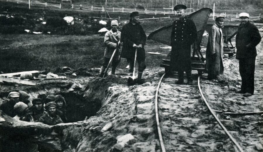 Соловецкий лагерь особого назначения, 1925 год Соловецкий лагерь особого назначения, 1925 год