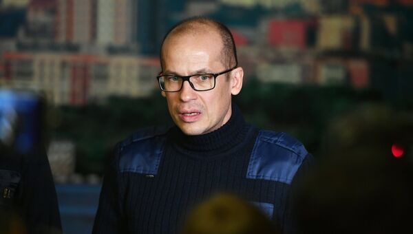 Глава Удмуртской Республики Александр Бречалов во время брифинга, организованного в связи с обрушением жилого дома в Ижевске. Архивное фото Глава Удмуртской Республики Александр Бречалов во время брифинга, организованного в связи с обрушением жилого дома в Ижевске. Архивное фото