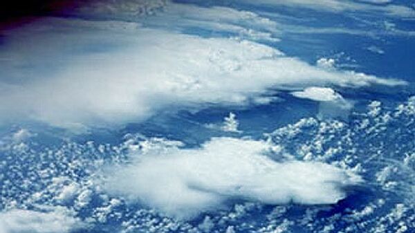 Озоновая дыра над Южным полюсом не опасна для россиян, заявил ученый