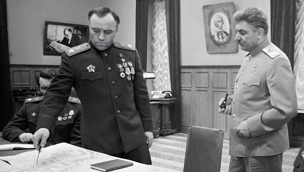 Актеры Михаил Ульянов и Бухути Закариадзе в фильме Освобождение Актеры Михаил Ульянов и Бухути Закариадзе в фильме Освобождение