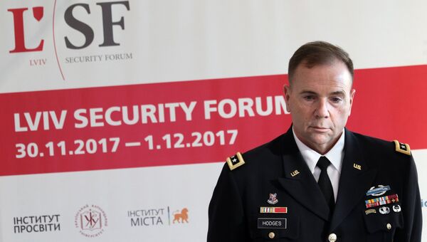 Командующий сухопутными войсками США в Европе генерал-лейтенант Бен Ходжес на пресс-конференции во Львове. 1 декабря 2017 Командующий сухопутными войсками США в Европе генерал-лейтенант Бен Ходжес на пресс-конференции во Львове. 1 декабря 2017