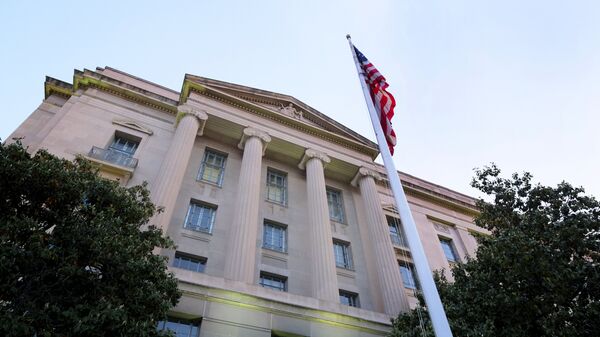 Здание штаб-квартиры Министерства юстиции США в Вашингтоне Здание штаб-квартиры Министерства юстиции США в Вашингтоне