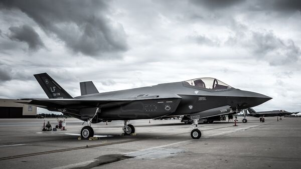 Американский истребитель F-35 Американский истребитель F-35