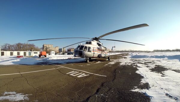 Вертолет МИ-8 Хабаровского авиационно-спасательного центра МЧС России, принимающий участие в поисках судна Восток Вертолет МИ-8 Хабаровского авиационно-спасательного центра МЧС России, принимающий участие в поисках судна Восток