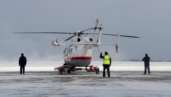 Вертолеты Ка-32А (слева) и Eurocopter EC 145 Московского авиационного центра Вертолеты Ка-32А (слева) и Eurocopter EC 145 Московского авиационного центра