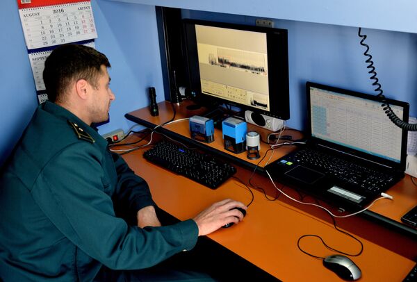 Оператор инспекционно-досмотрового комплекса на многостороннем автомобильном пункте пропуска Пограничный в Приморском крае Оператор инспекционно-досмотрового комплекса на многостороннем автомобильном пункте пропуска Пограничный в Приморском крае