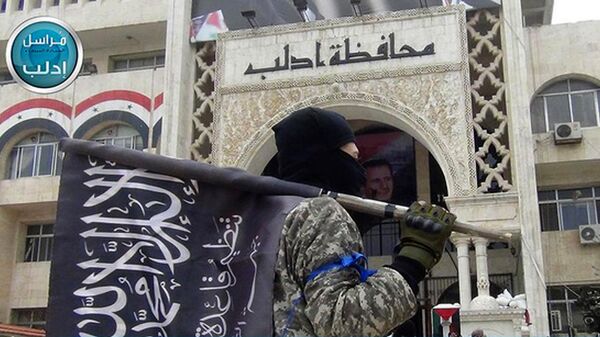 Боевик террористической группировки Джебхат ан-Нусра (организация запрещена в РФ) в Идлибе Боевик террористической группировки Джебхат ан-Нусра (организация запрещена в РФ) в Идлибе