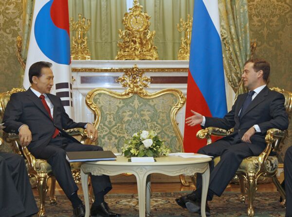 Президенты России и Республики Корея встретились в Москве Президенты России и Республики Корея встретились в Москве