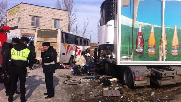 ДТП с участием пассажирского автобуса в Павловском районе Воронежской области. 20 марта 2018 ДТП с участием пассажирского автобуса в Павловском районе Воронежской области. 20 марта 2018