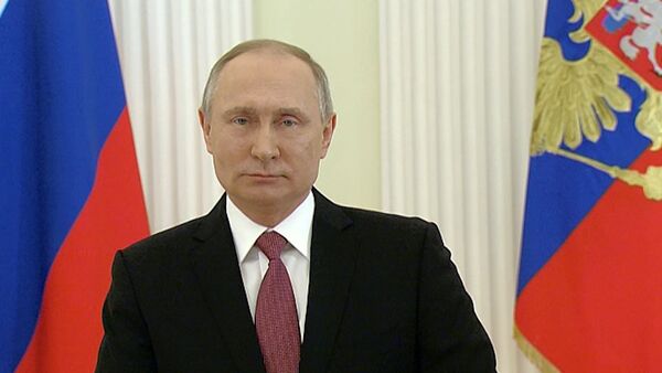 Путин поблагодарил россиян за активность на выборах, поддержку и доверие Путин поблагодарил россиян за активность на выборах, поддержку и доверие