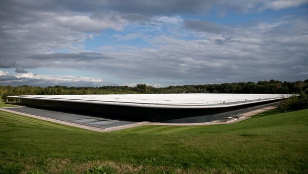 Технологический центр McLaren в Уокине, Великобритания Технологический центр McLaren в Уокине, Великобритания